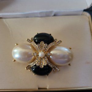Vintage Brooch from the Joan Rivers Collection